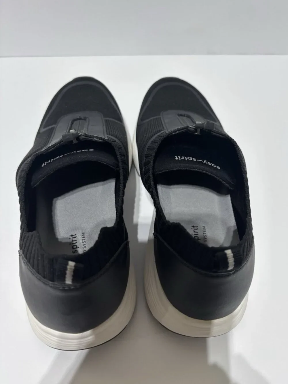 Easy Spirit Women’s Striver Black Slip-On Sneakers, Size 8 M